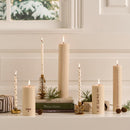 Kertelys m motiv, Hvid med brune stjerner, 20cm