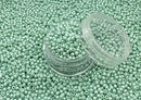 Glasperler 11/0 - Aqua pearl inkl. fin rund æske med skruelåg